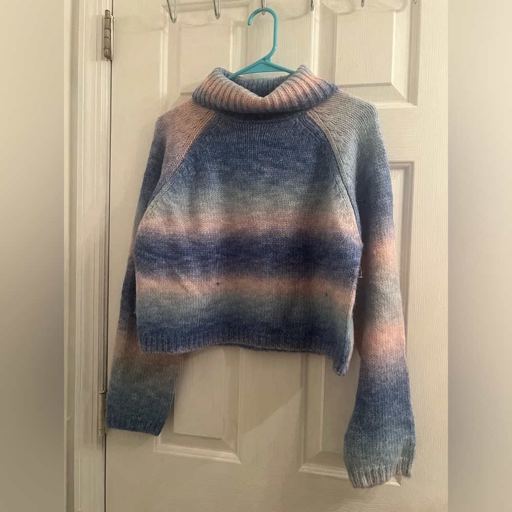 Size medium blue pink gradient blended stripes color pattern cowl neck sweater